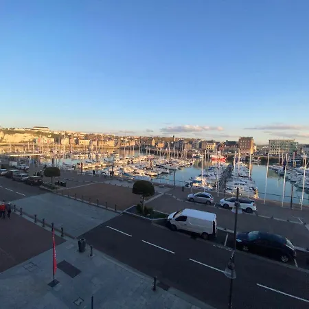 Apartamento Le Panorama De La Vicomté *